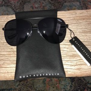 Quay Australia Vivienne Sunglasses